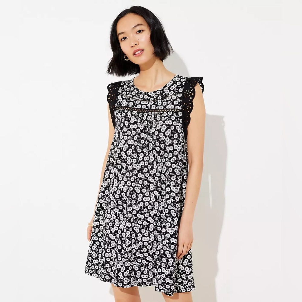 ✨LOFT Eyelet Floral Swing Dress✨